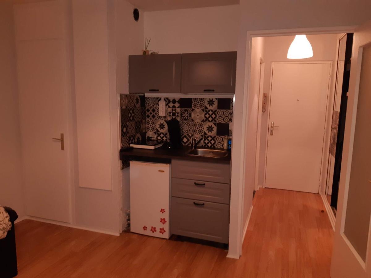 Charmant Studio Мец Экстерьер фото